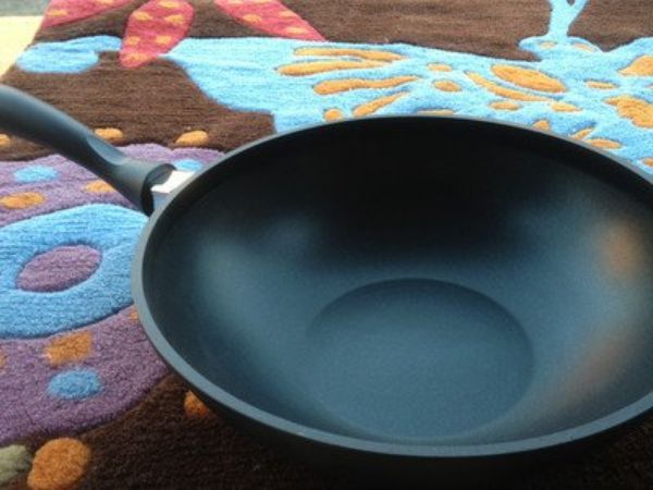 Shovel resistant non stick coating